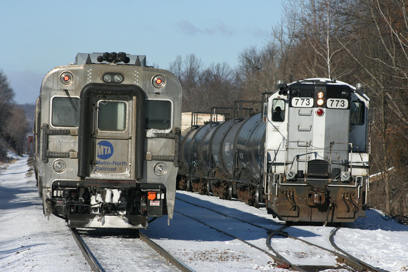 Train 43 and The MNJ 773
