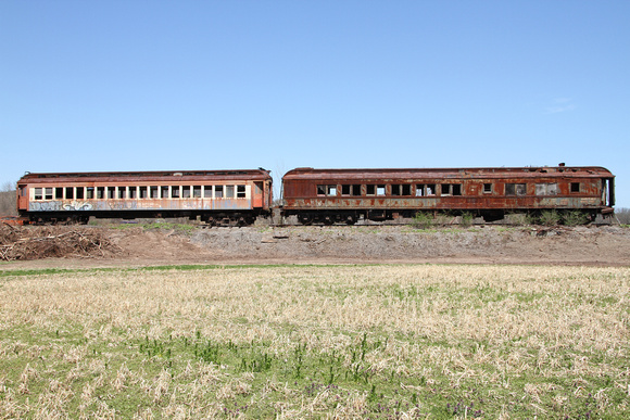Stored coaches at Route 209
